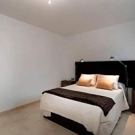 Old Town Apartment *